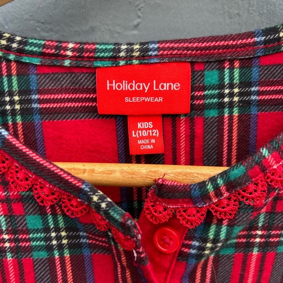 Plaid Family Pyjamas Set, kids 10/12 & 14/16 and Women’s M - Picture 11 of 16